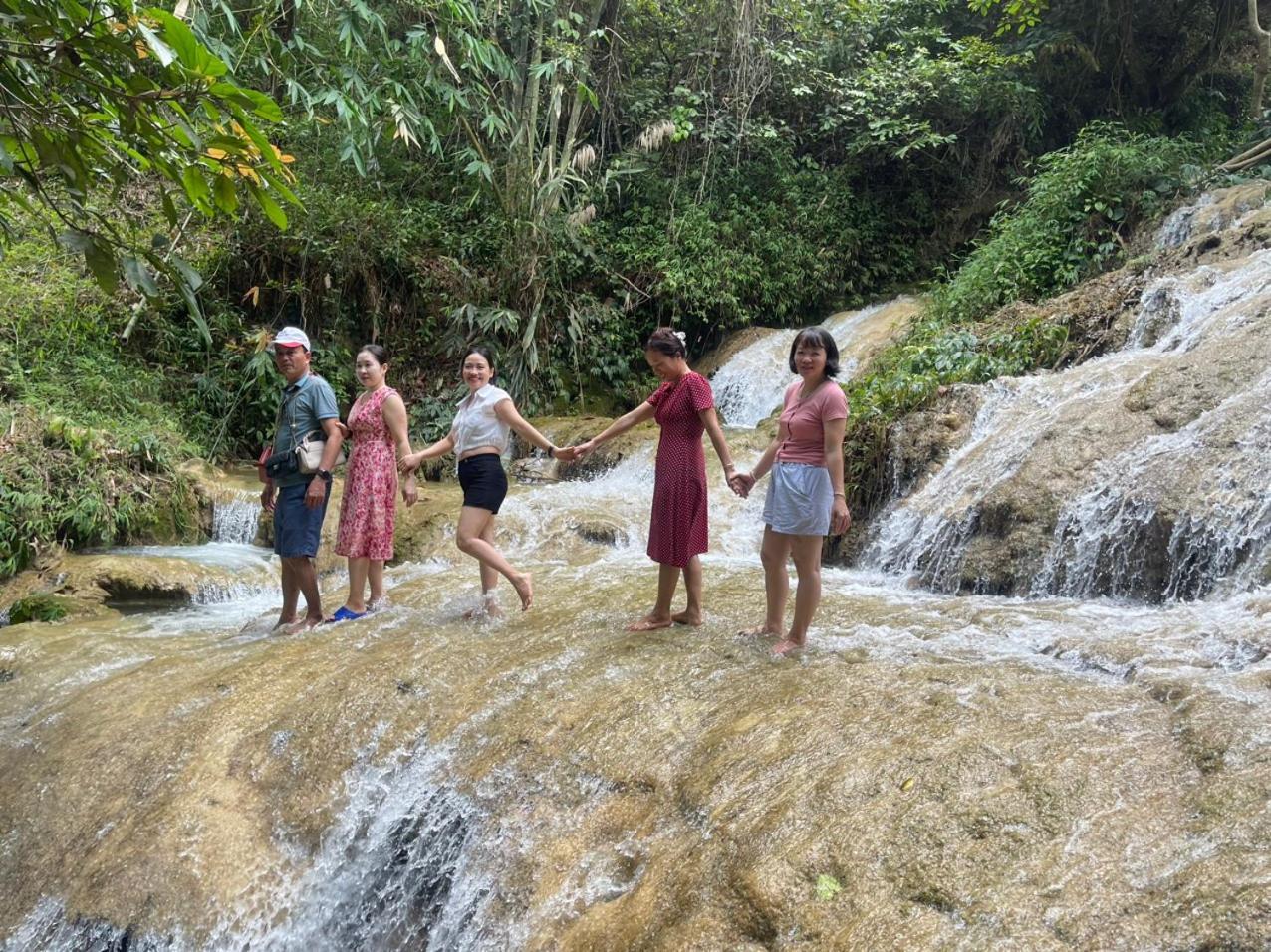 Pu Luong Sala Homestay Huong Ba Thuoc Zewnętrze zdjęcie