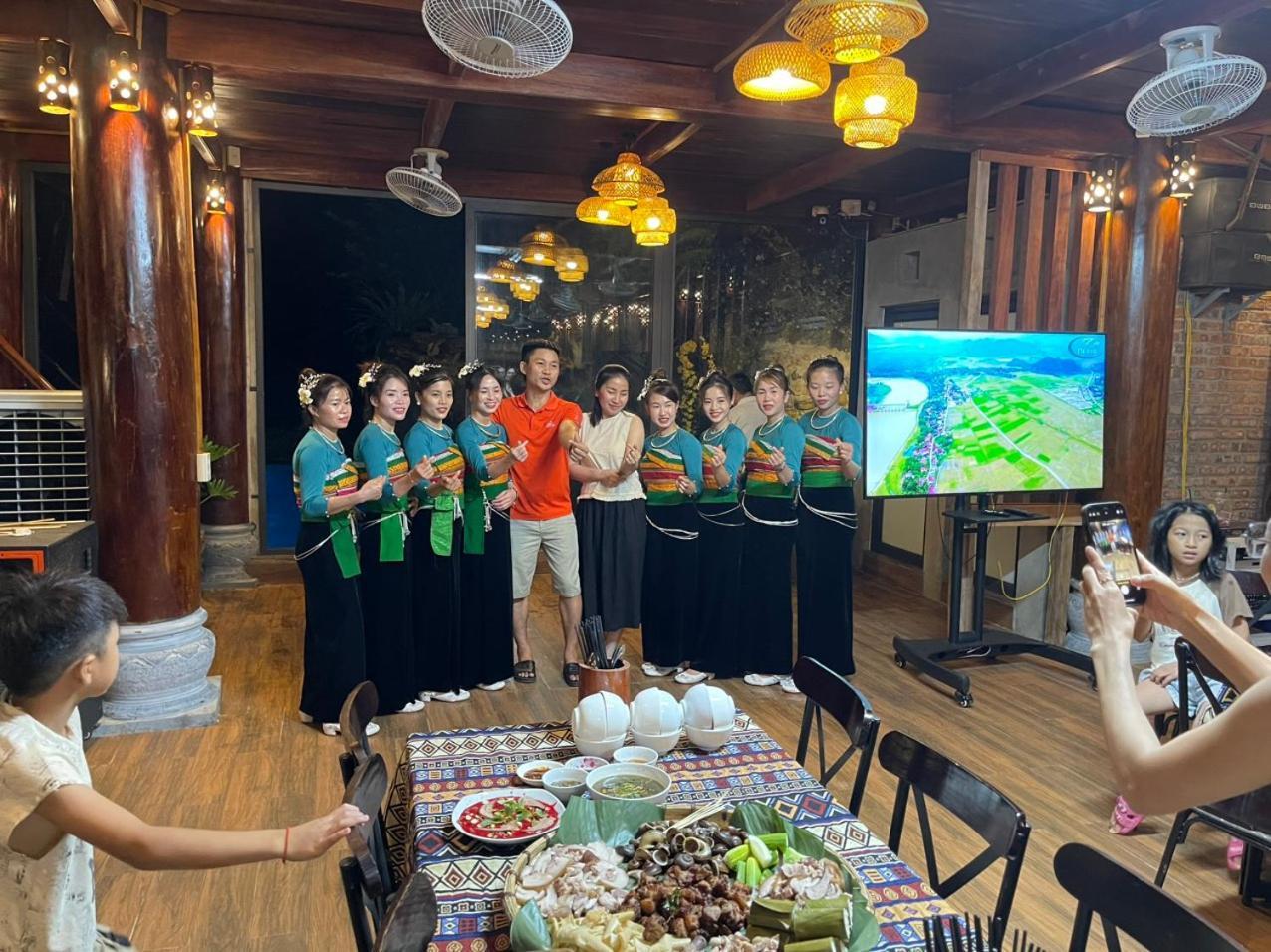 Pu Luong Sala Homestay Huong Ba Thuoc Zewnętrze zdjęcie