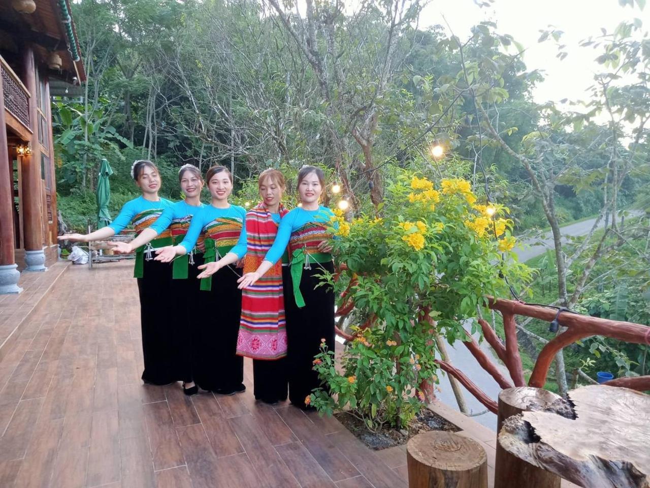 Pu Luong Sala Homestay Huong Ba Thuoc Zewnętrze zdjęcie